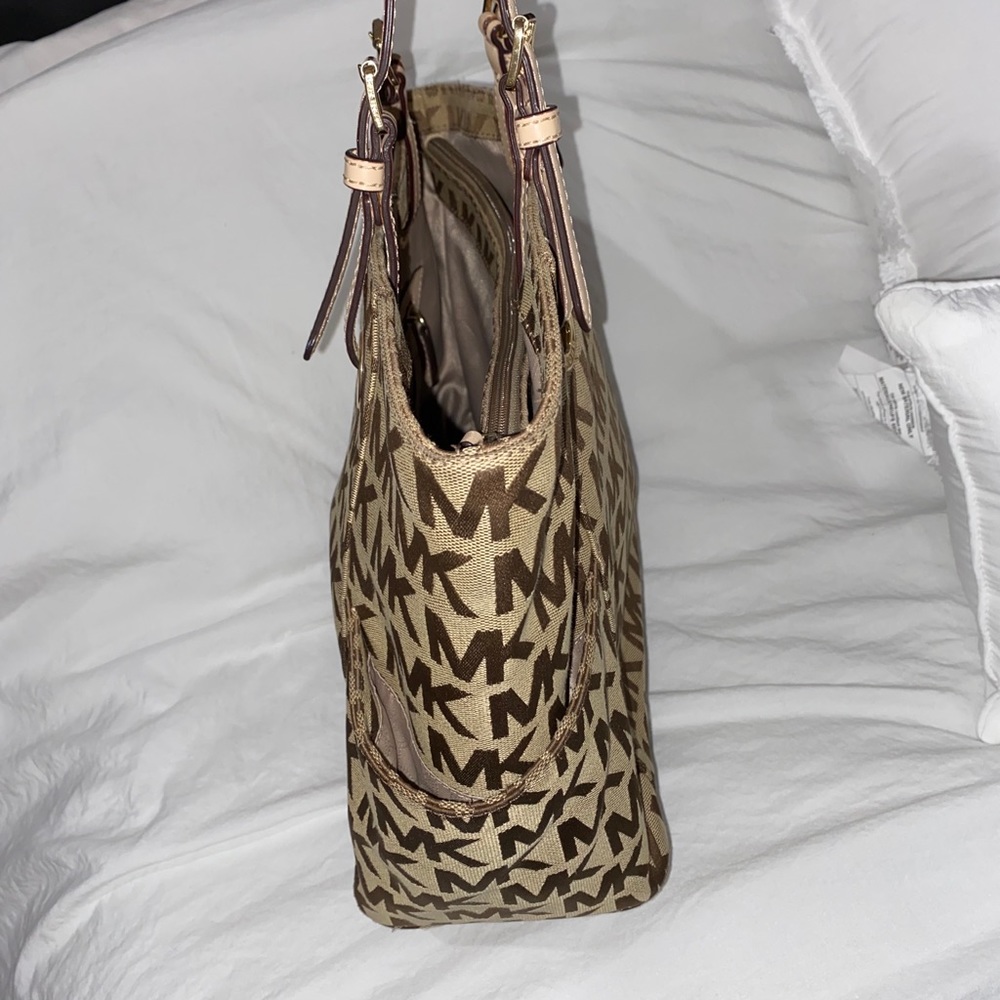Authentic Michael Kors Purse - image 2